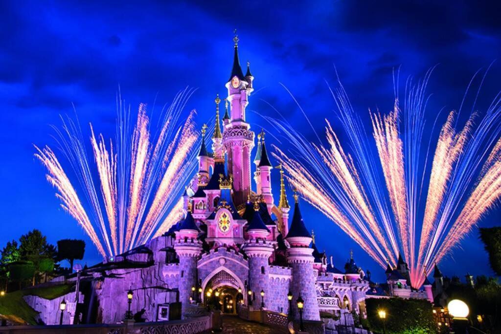 Cour Royal Apartment Near Disneyland Bmyguest シェシー エクステリア 写真