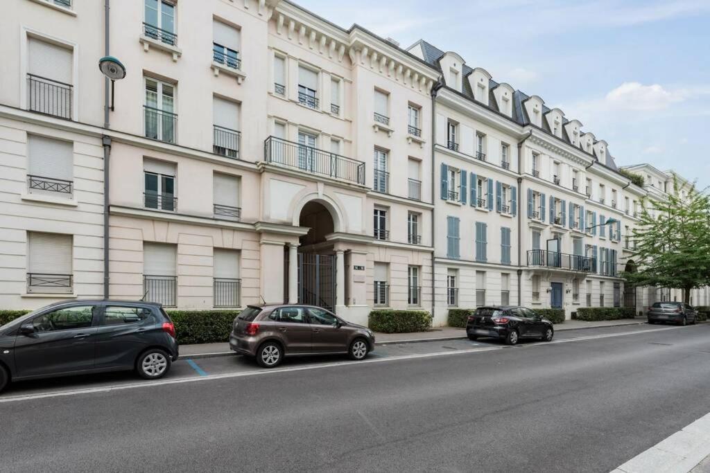 Cour Royal Apartment Near Disneyland Bmyguest シェシー エクステリア 写真